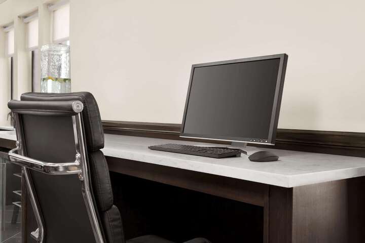 Business Center 43 of 45