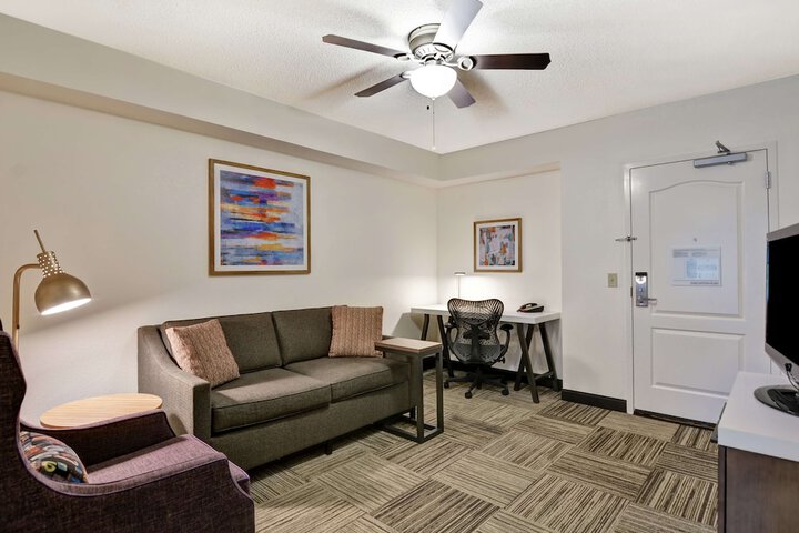 Room 29 of 49