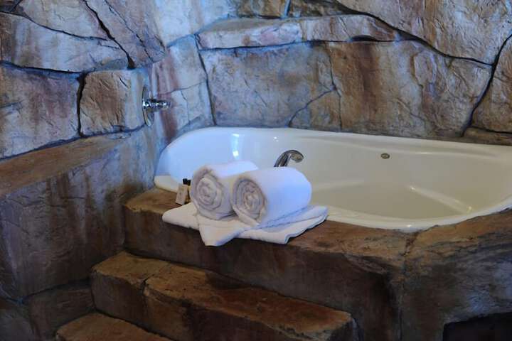 Hot Tub 147 of 151