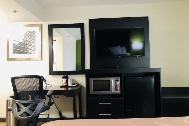 Quality Inn & Suites Lake Charles South