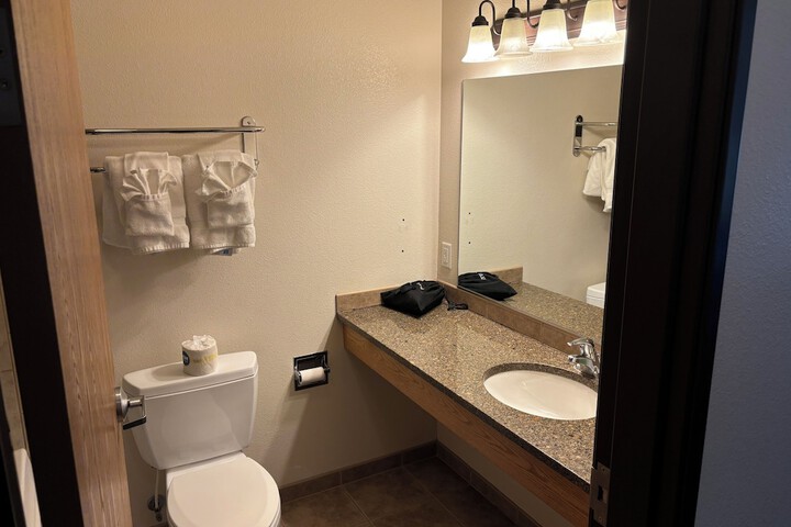 Room 20 of 38