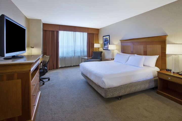 Room 17 of 32