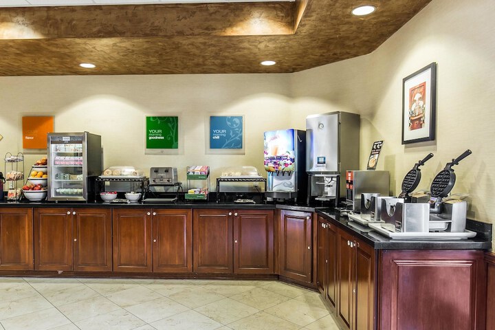 Comfort Inn & Suites Henderson - Las Vegas