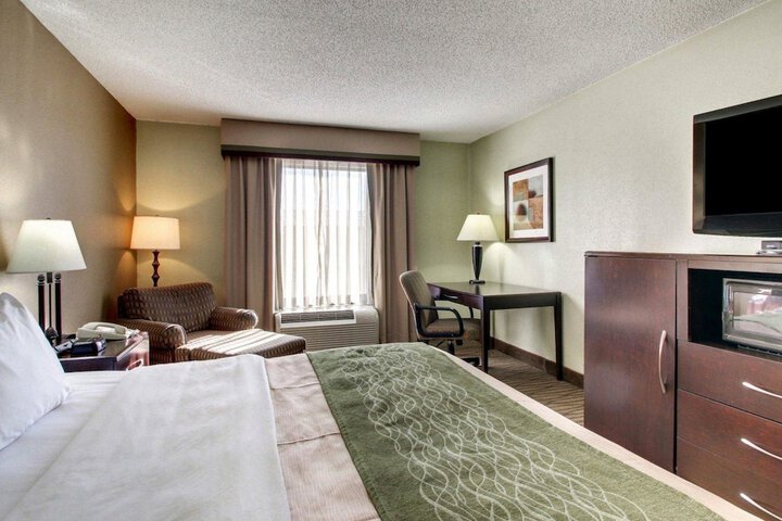 Room 48 of 64