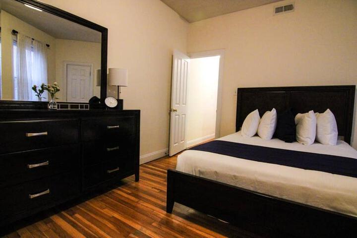 Stylish 1BR in Malden #3