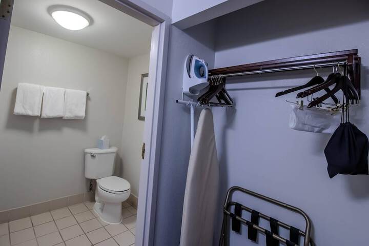 Country Inn & Suites by Radisson Convention Center