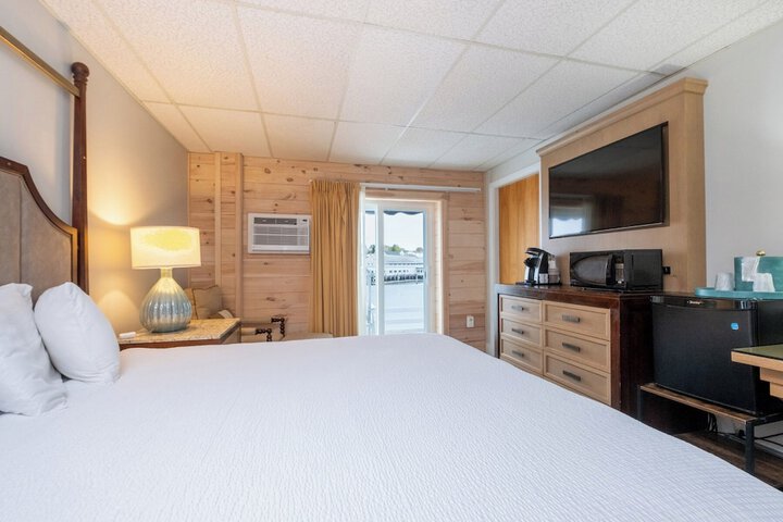 Boothbay Harbor Inn