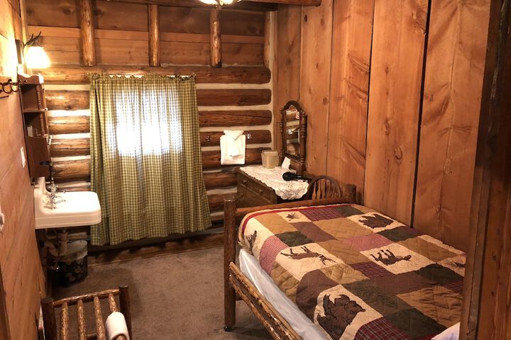 The Historic Madison Hotel Motel