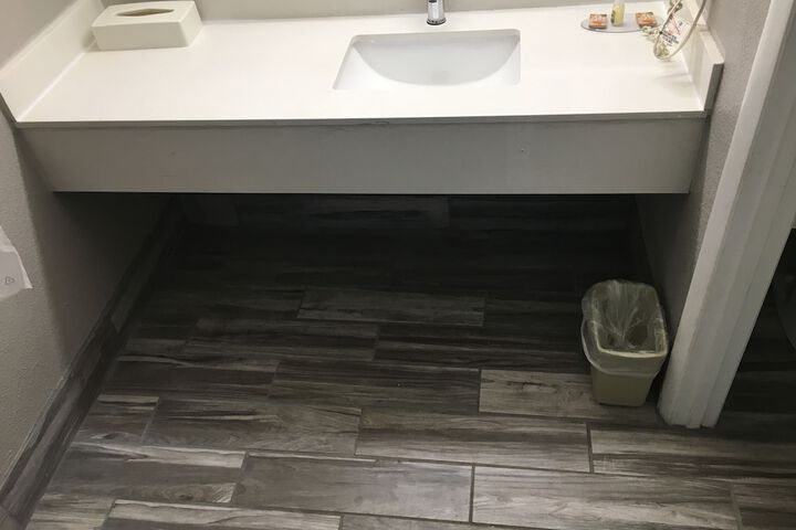 Room 29 of 42