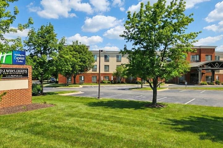 Holiday Inn Express & Suites Bethlehem Arpt-Allentown Area