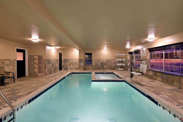 Holiday Inn Express & Suites Fraser - Winter Park Area by IHG