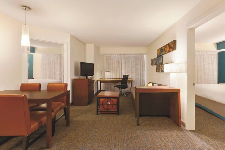 Room 42 of 58