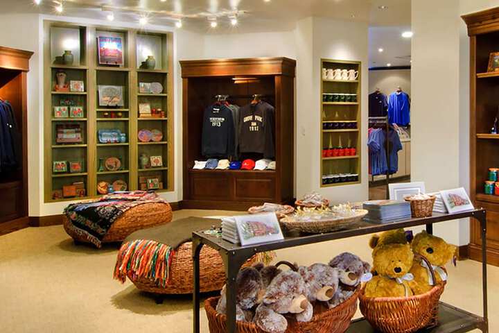Gift Shop 104 of 120