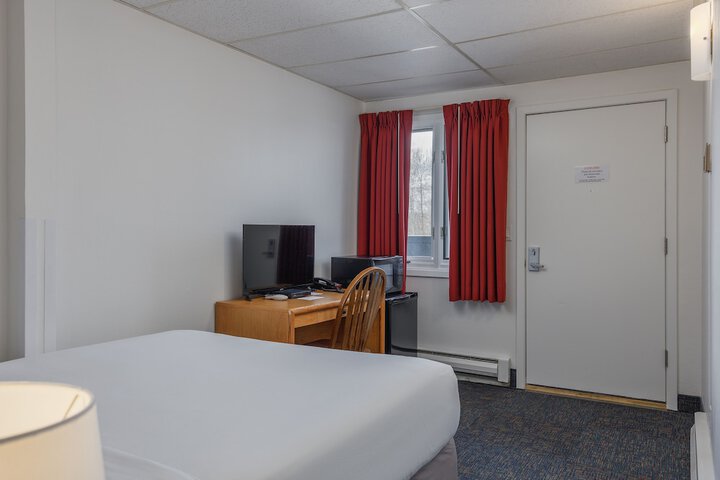 Room 29 of 43