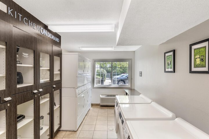 Sonesta Simply Suites Boston Burlington