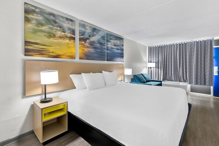 Days Inn by Wyndham Seneca / Clemson Area