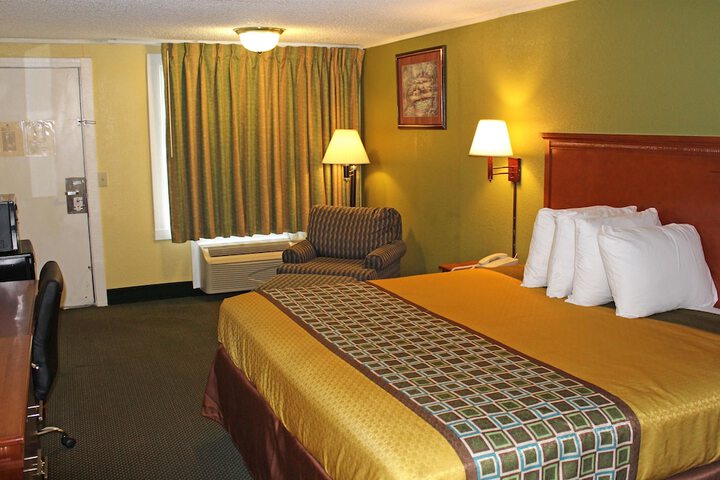 Americas Best Value Inn Conyer