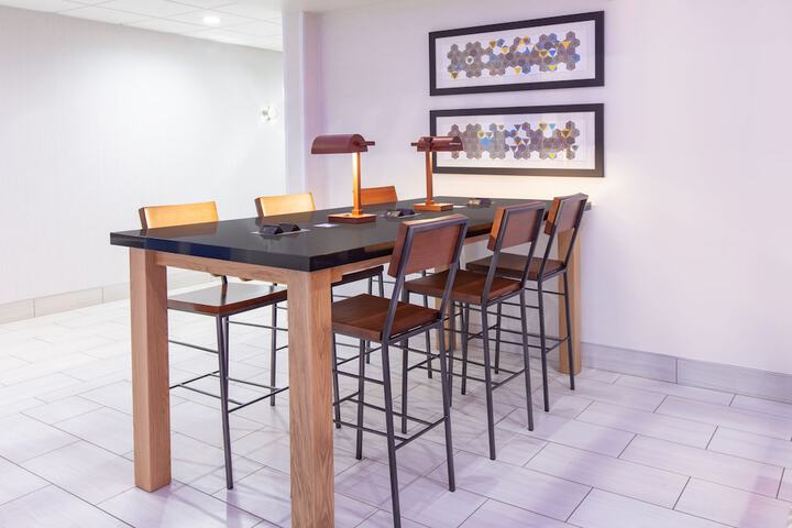 Holiday Inn Express Hotel & Suites Seaside-Convention Center by IHG