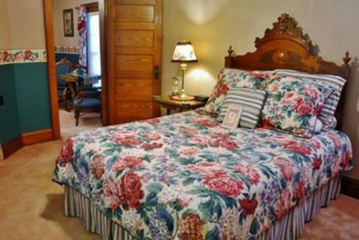 Arbor Hill Inn