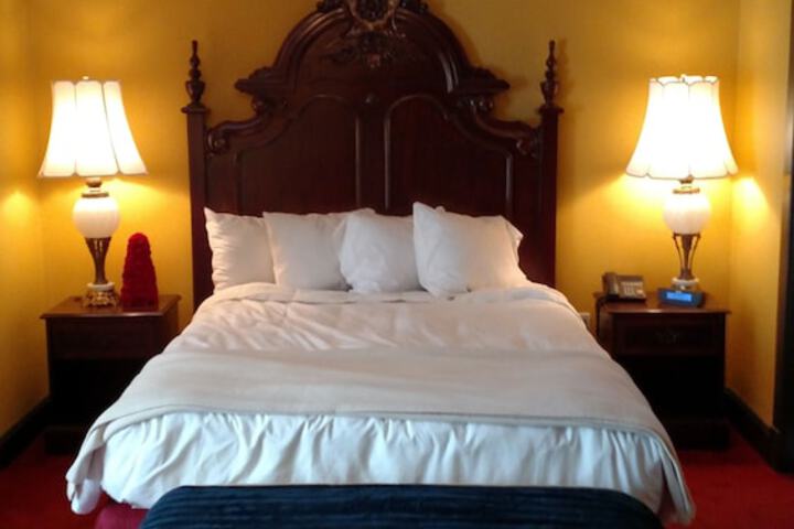 Room 10 of 44