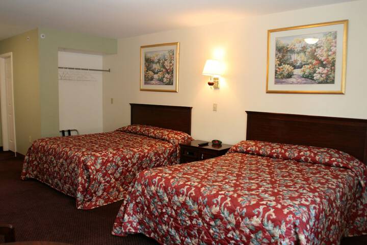 Room 42 of 99