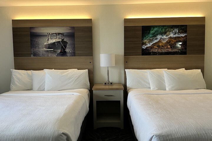 Room 37 of 47