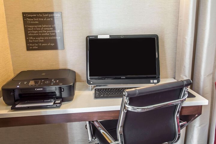 Business Center 48 of 48