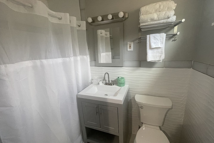 Room 19 of 38