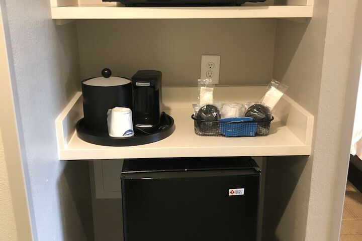 Room 15 of 64