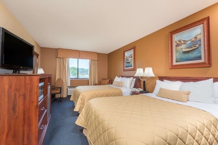 Room 17 of 25