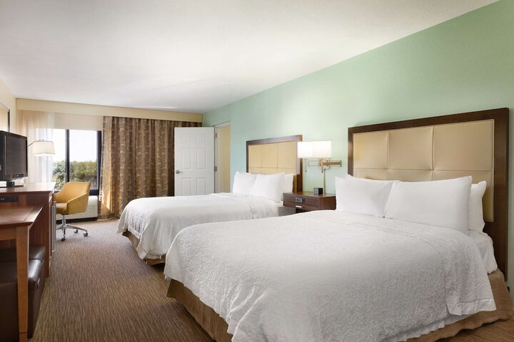 Hampton Inn & Suites Tarpon Springs
