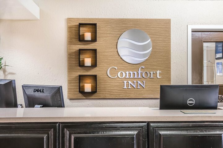 Hotel Interior 12 of 43