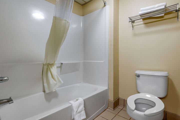 Quality Inn Kingstree North