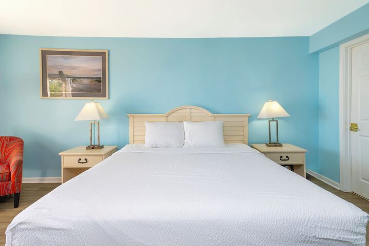 Drifting Sands Oceanfront Hotel