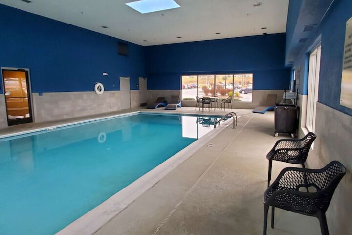 Hampton Inn Hillsville