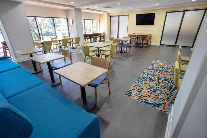 Hampton Inn Madison Huntsville Airport