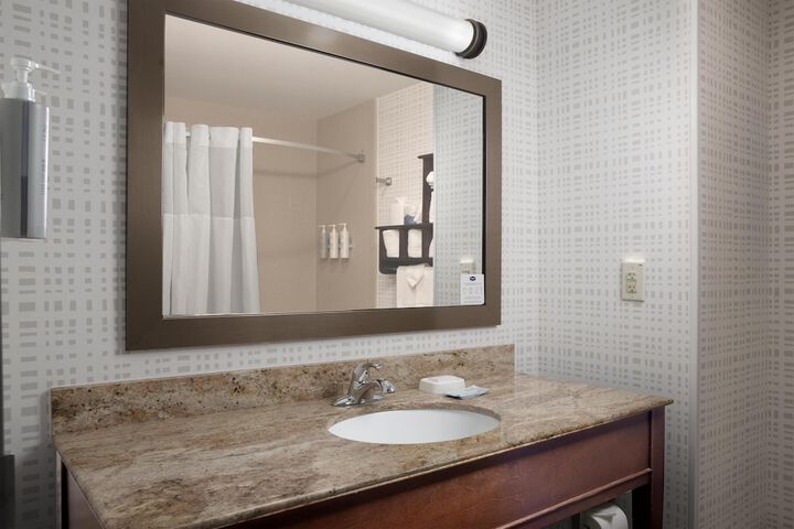 Hampton Inn Magnolia