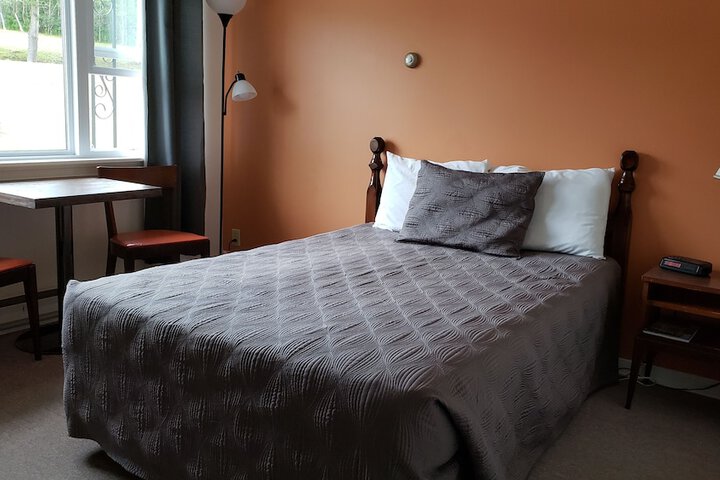 Room 37 of 70