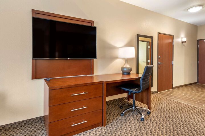 Room 26 of 37