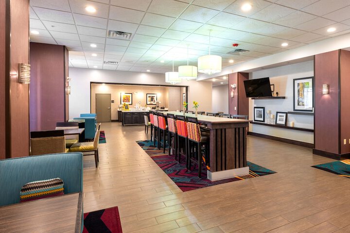 Hotel Interior 8 of 28