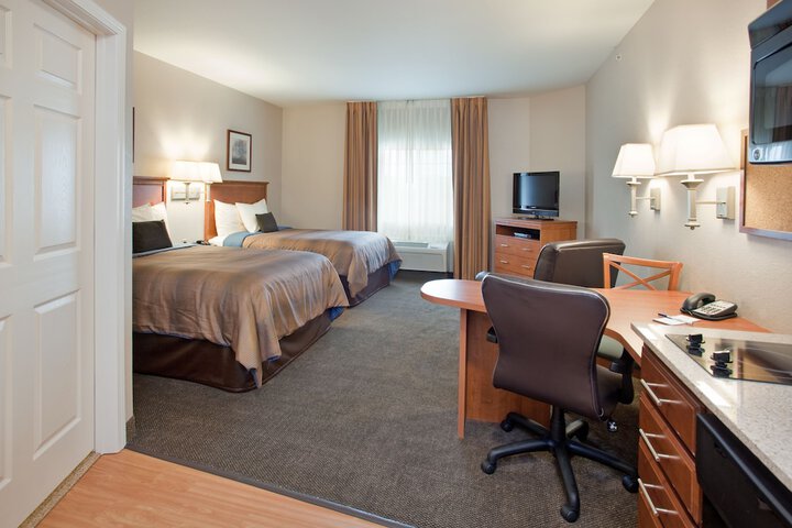 Room 52 of 64