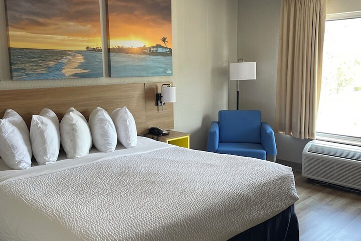 Days Inn by Wyndham Florence Near Civic Center
