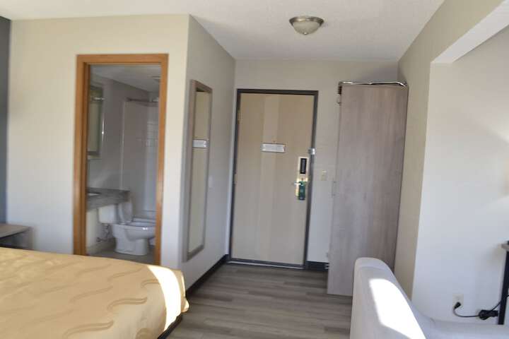 Room 40 of 59