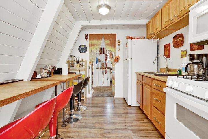 Sunrise Cottage #1800