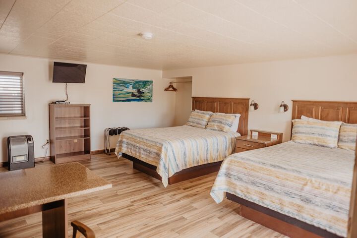 Lamplighter Lodge