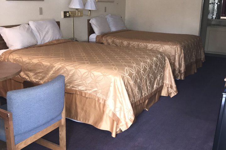 Room 10 of 36
