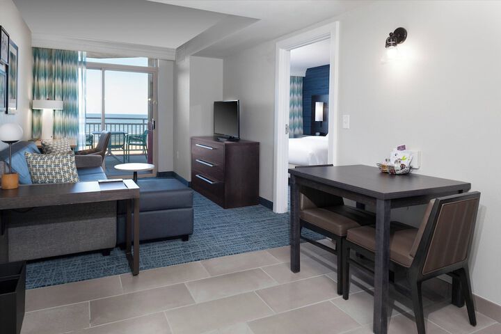Room 22 of 28