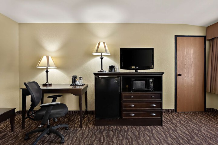 Room 47 of 62