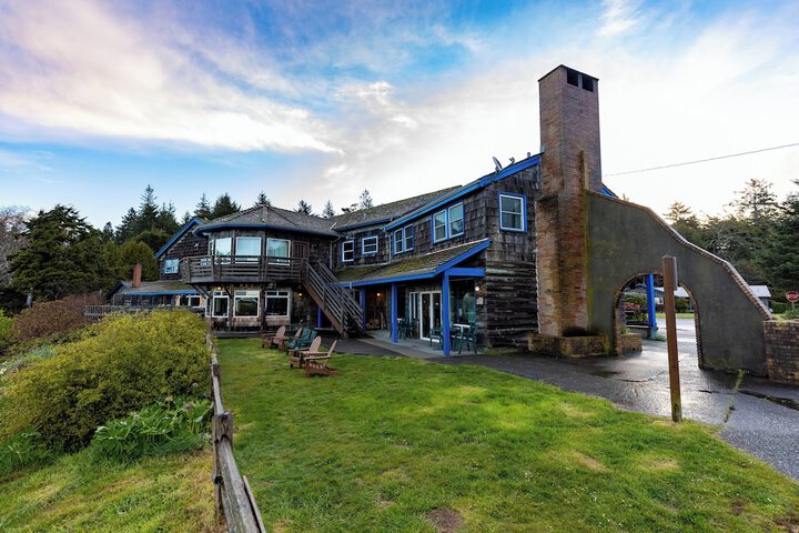 Hotel 4 of 57