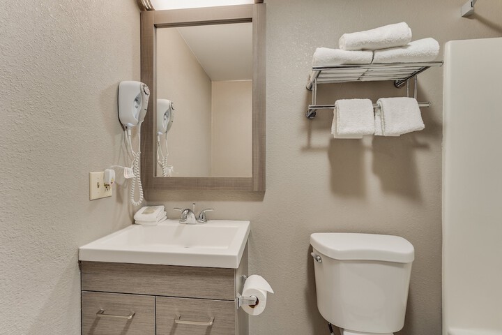 Room 25 of 36
